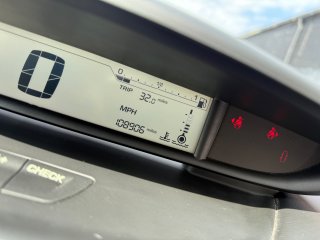 /photos/12128/83681411-4899-0952-88cf-ac802a5ac751_i320x240.jpg